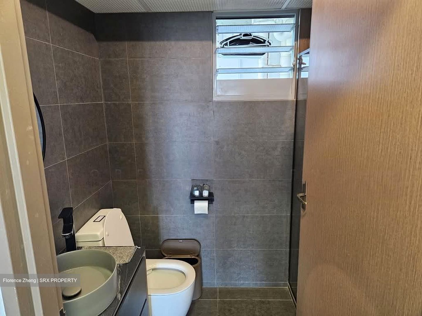 Blk 477C Hougang Capeview (Hougang), HDB 5 Rooms #587742371